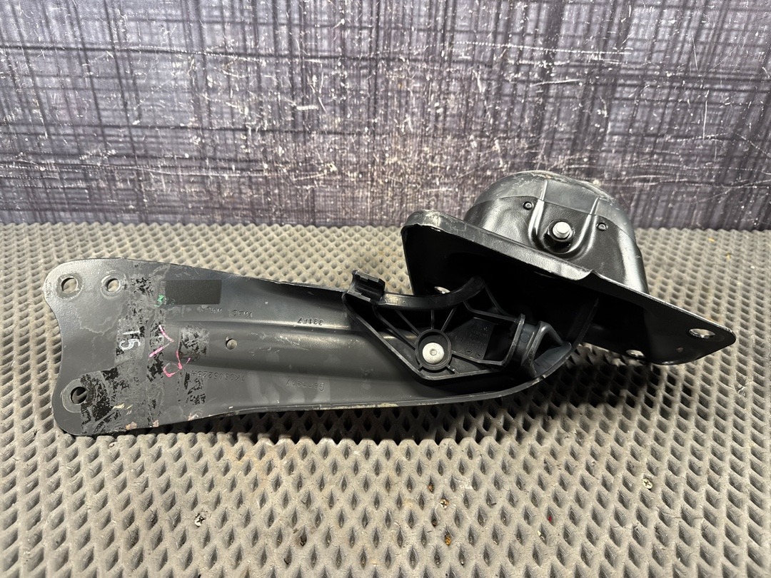 Рычаг подвески, 1500 рублей, Красноярск