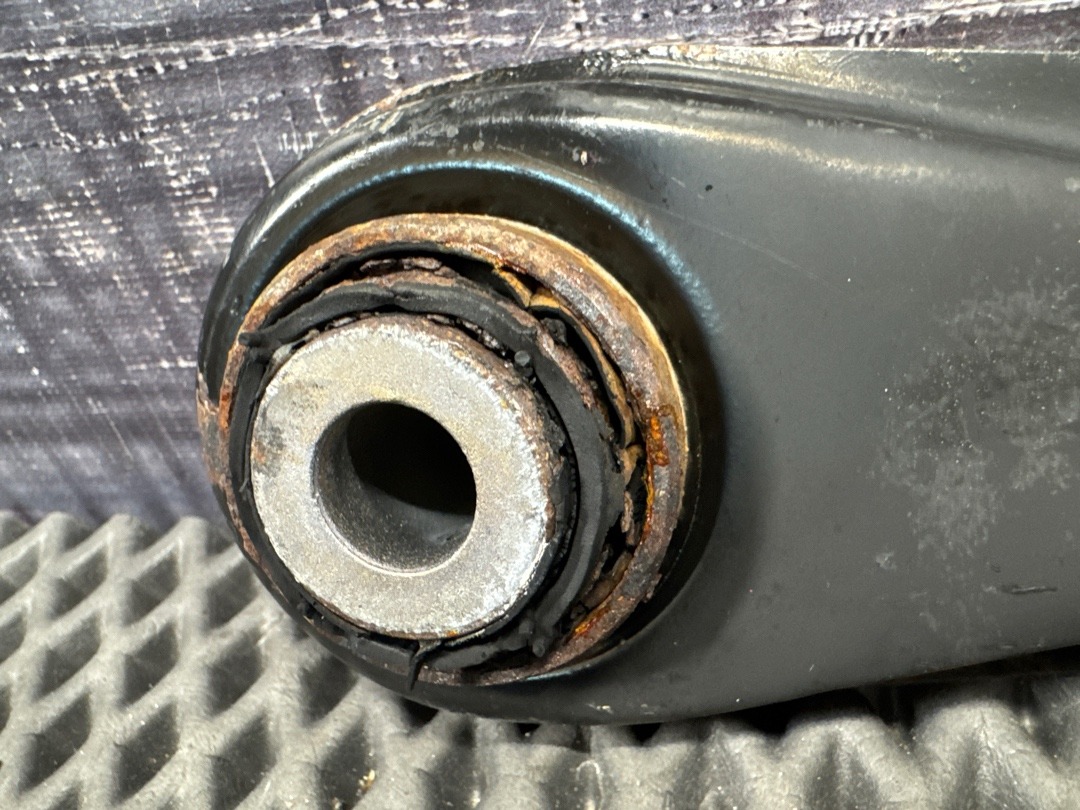 Рычаг подвески, 1500 рублей, Красноярск