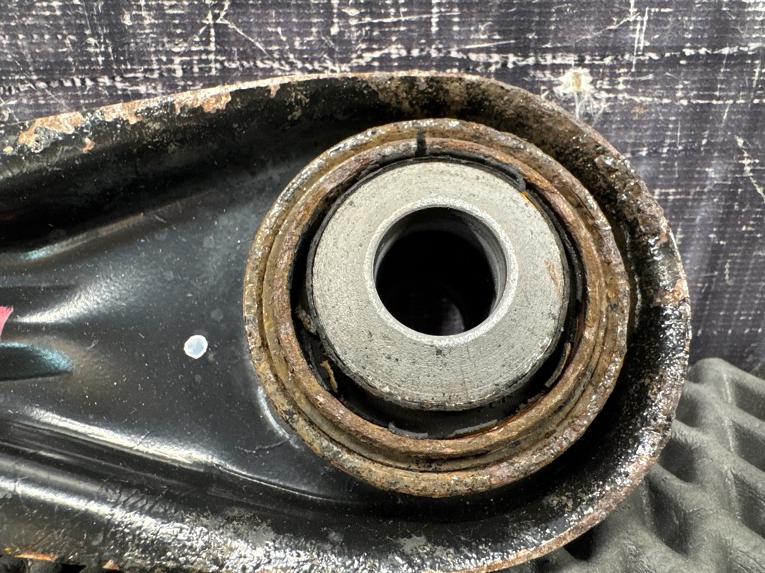 Рычаг подвески, 1500 рублей, Красноярск