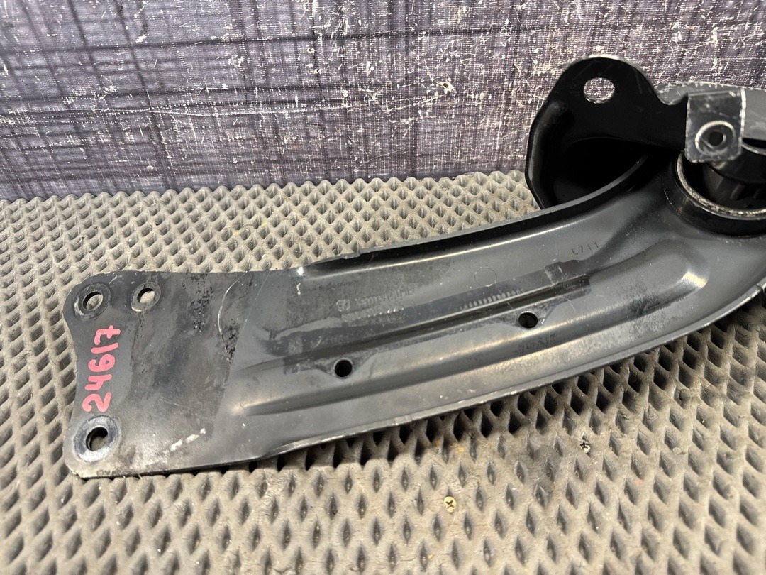 Рычаг подвески, 1800 рублей, Красноярск