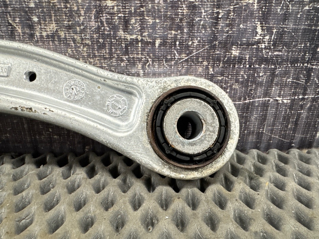 Рычаг подвески, 2000 рублей, Красноярск