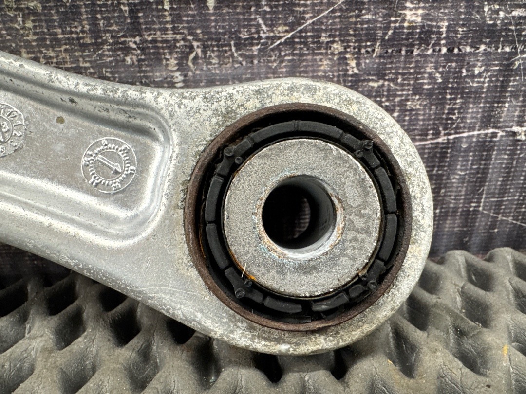 Рычаг подвески, 2000 рублей, Красноярск