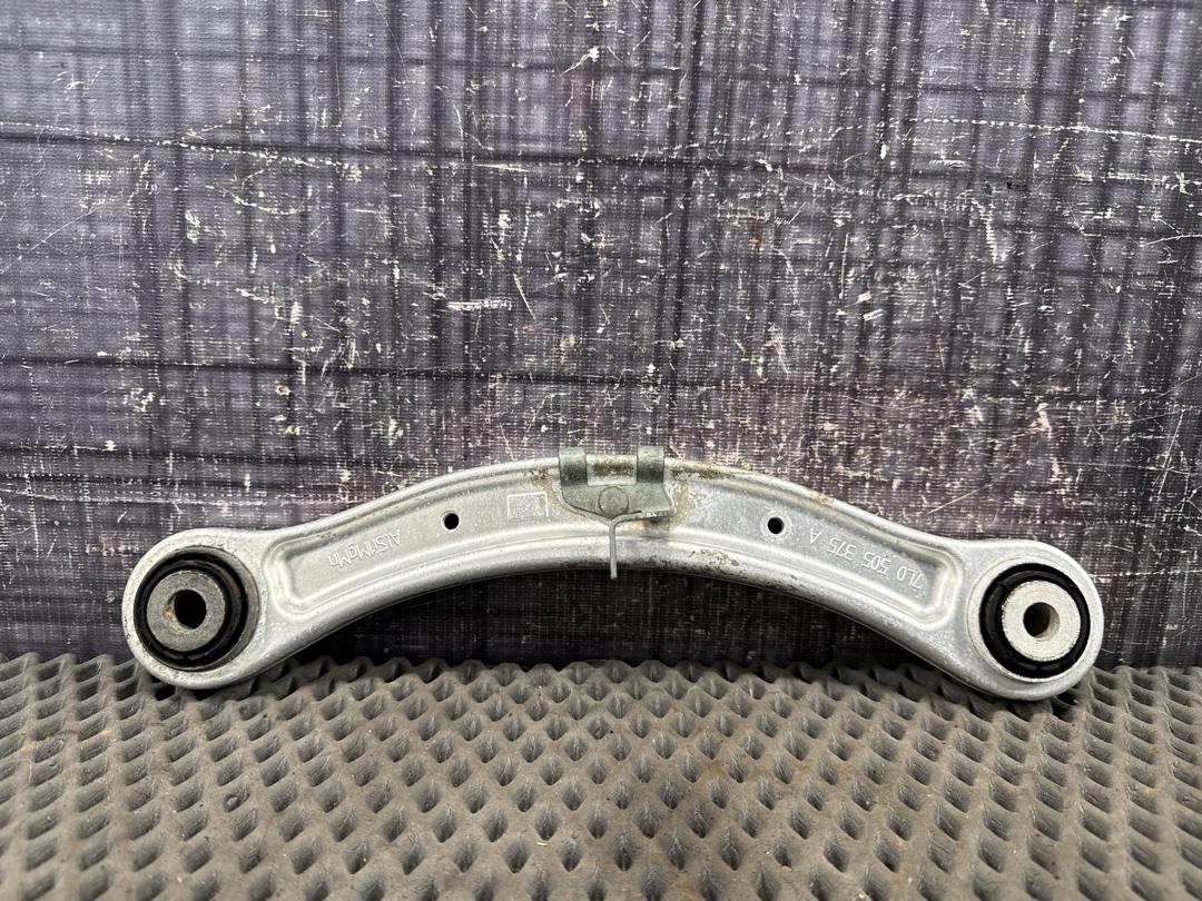 Рычаг подвески, 2000 рублей, Красноярск