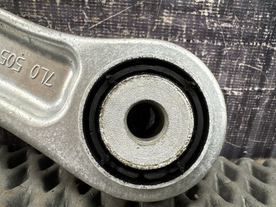 Рычаг подвески, 2000 рублей, Красноярск