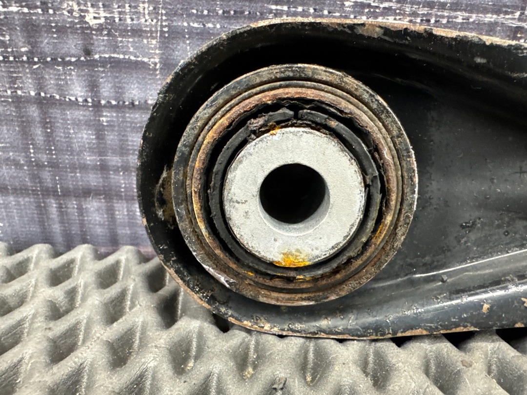 Рычаг подвески, 1500 рублей, Красноярск