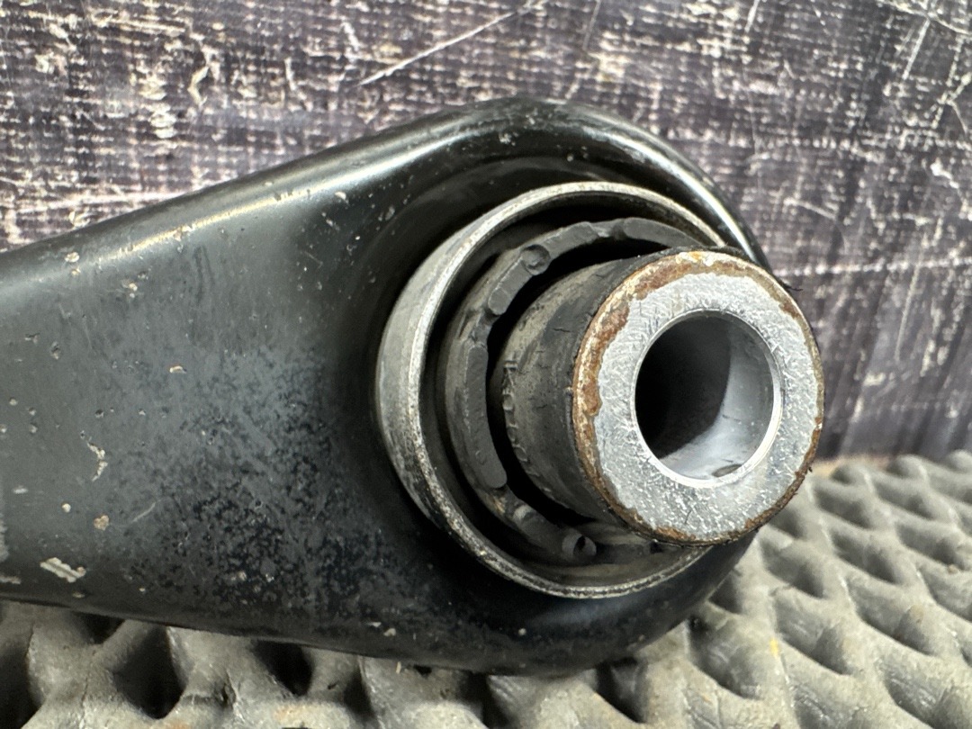 Рычаг подвески, 1000 рублей, Красноярск