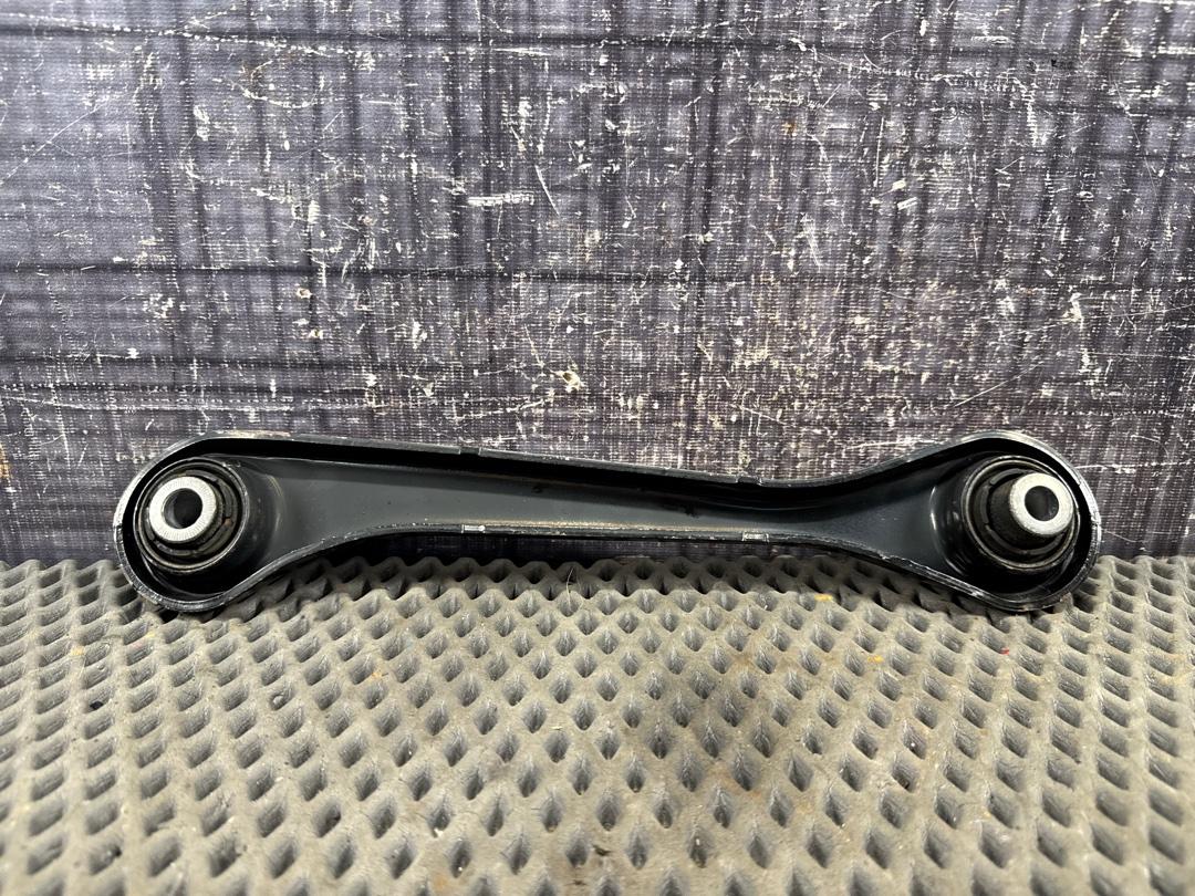 Рычаг подвески, 1000 рублей, Красноярск