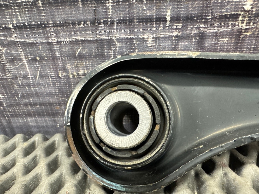 Рычаг подвески, 1000 рублей, Красноярск