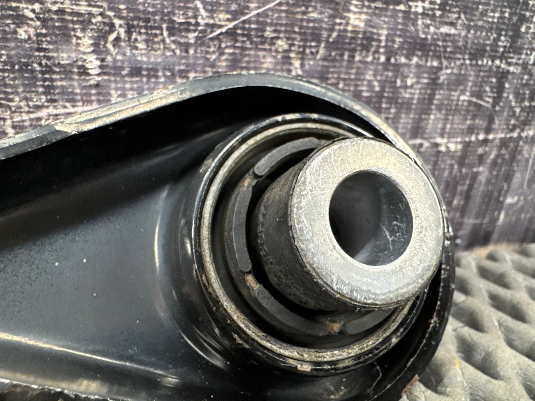 Рычаг подвески, 1000 рублей, Красноярск