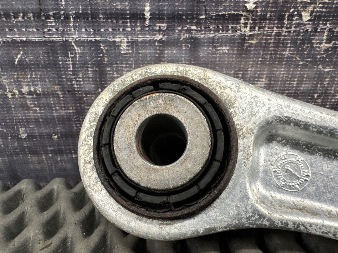 Рычаг подвески, 2000 рублей, Красноярск