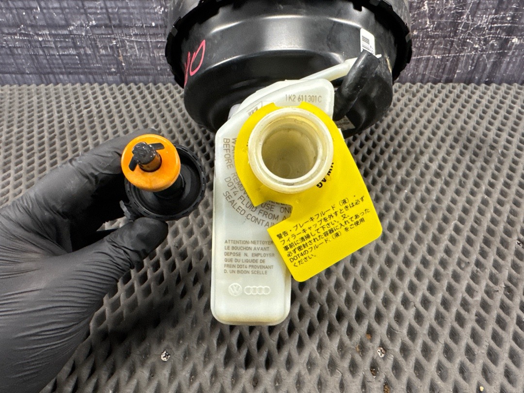 Вакуумный усилитель, 2000 рублей, Красноярск