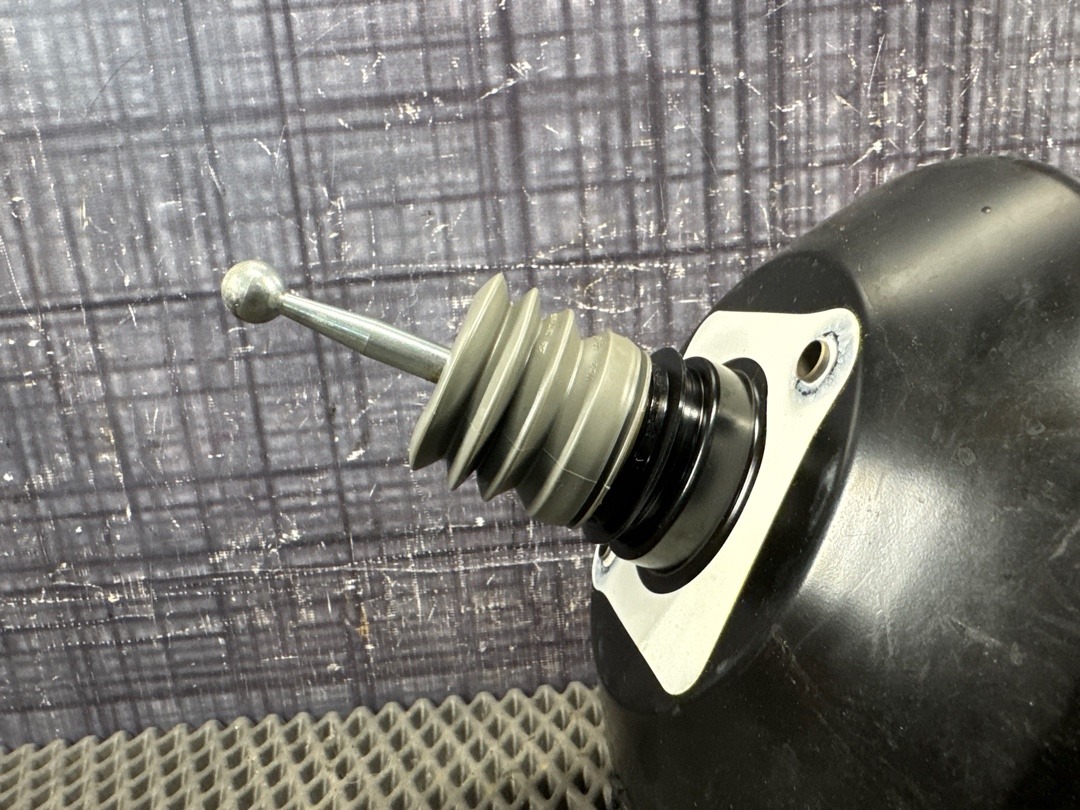 Вакуумный усилитель, 2000 рублей, Красноярск