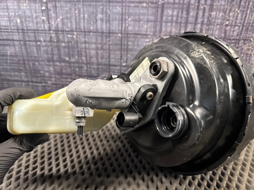 Вакуумный усилитель, 2000 рублей, Красноярск