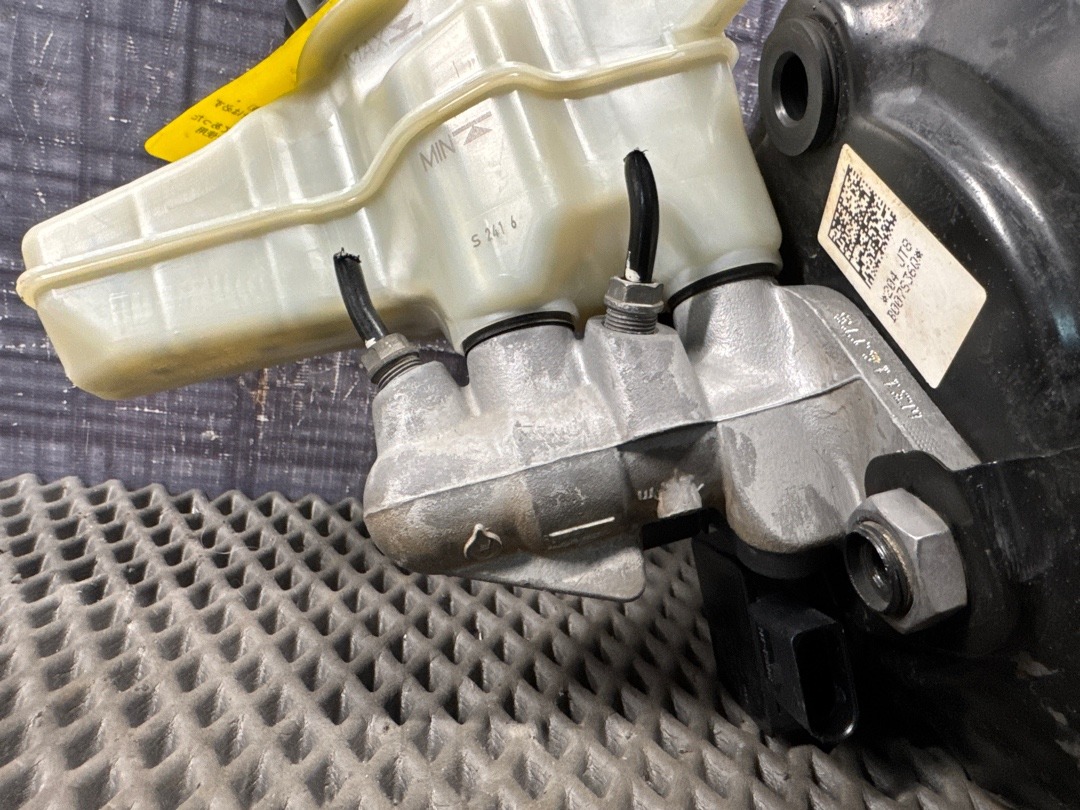 Вакуумный усилитель, 2620 рублей, Красноярск