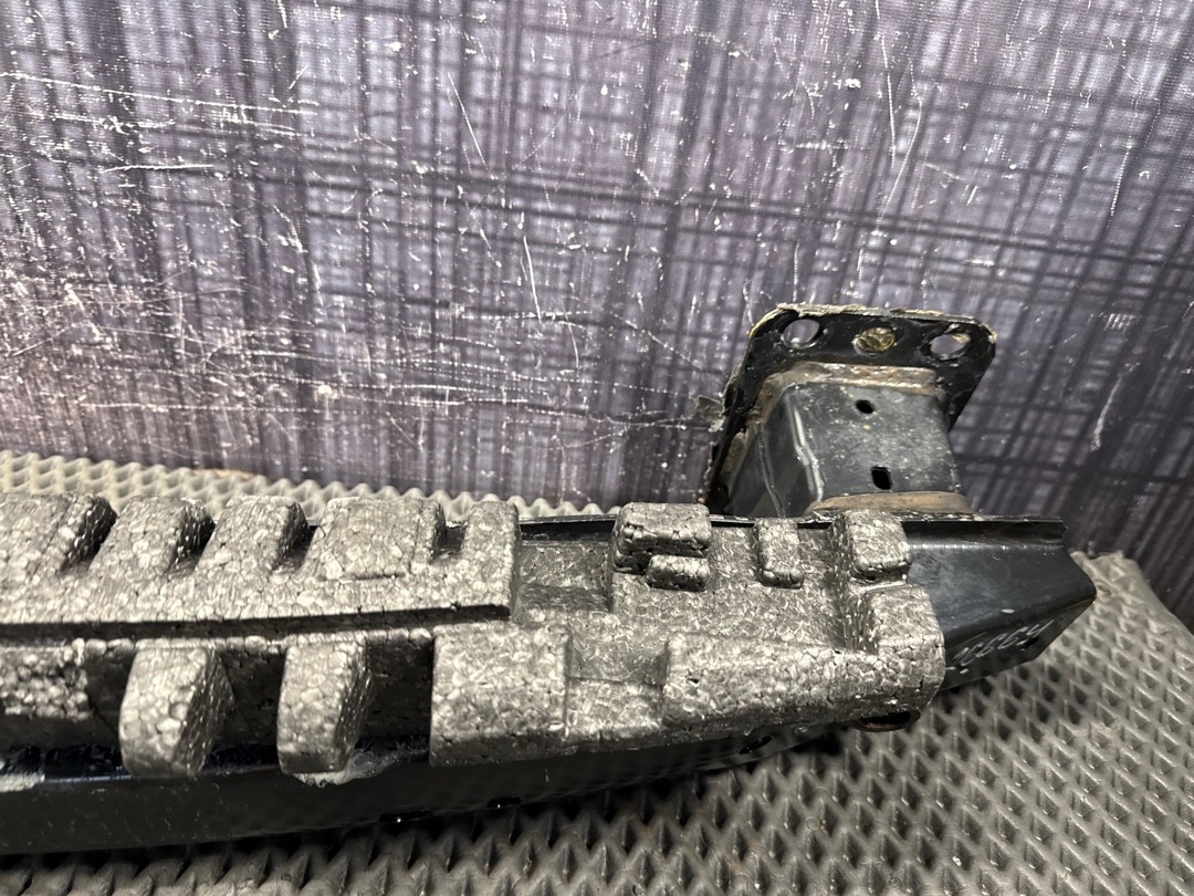 Усилитель бампера, 3500 рублей, Красноярск