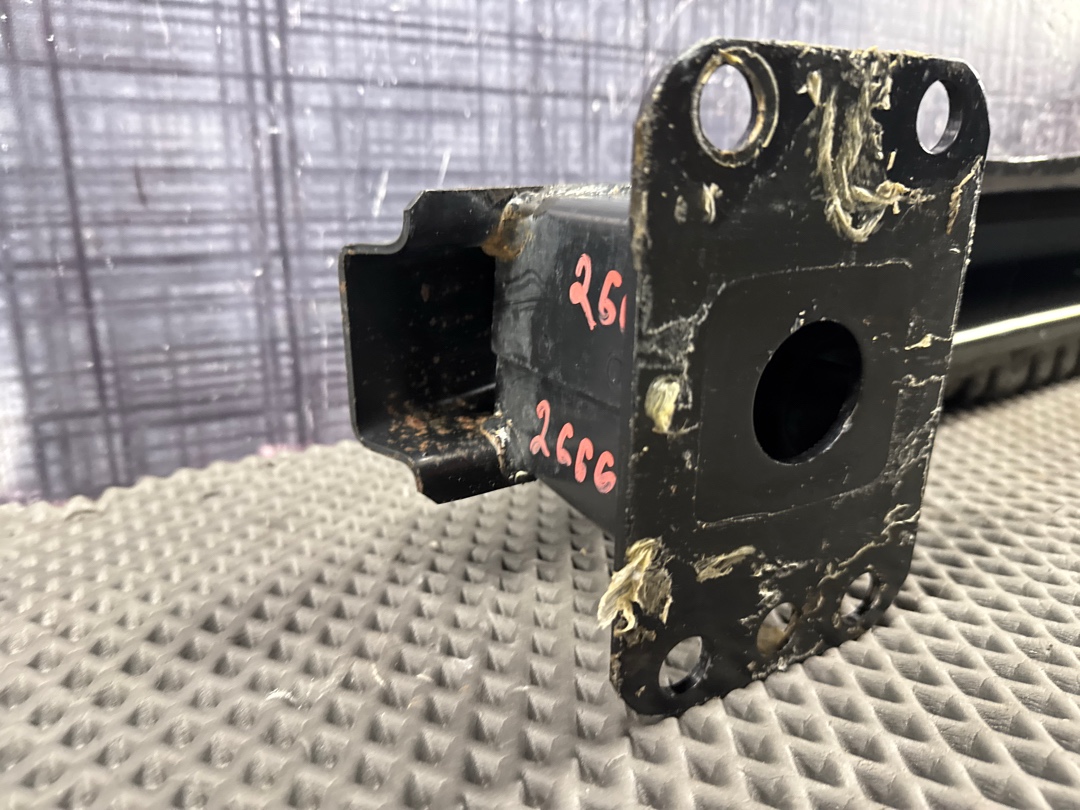 Усилитель бампера, 3500 рублей, Красноярск