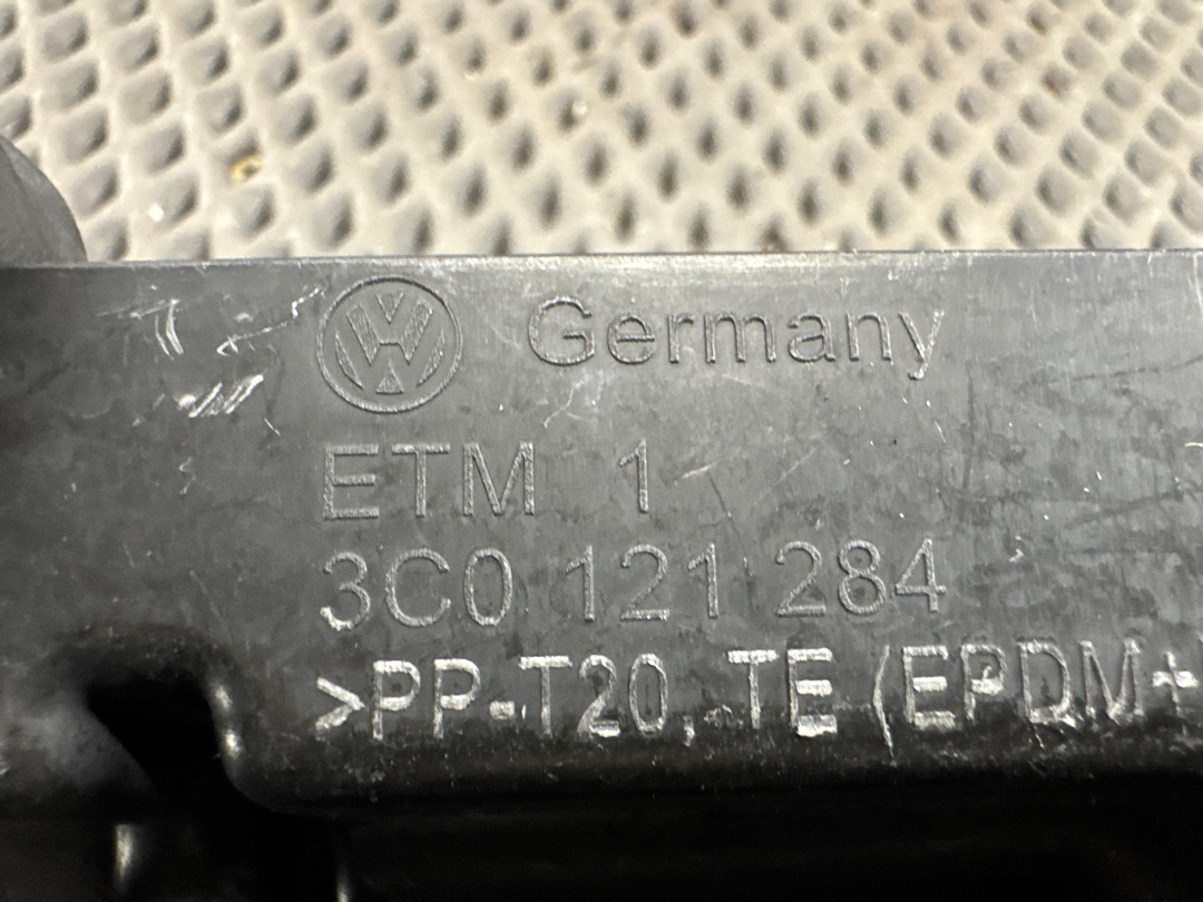 Диффузор радиатора, 750 рублей, Красноярск