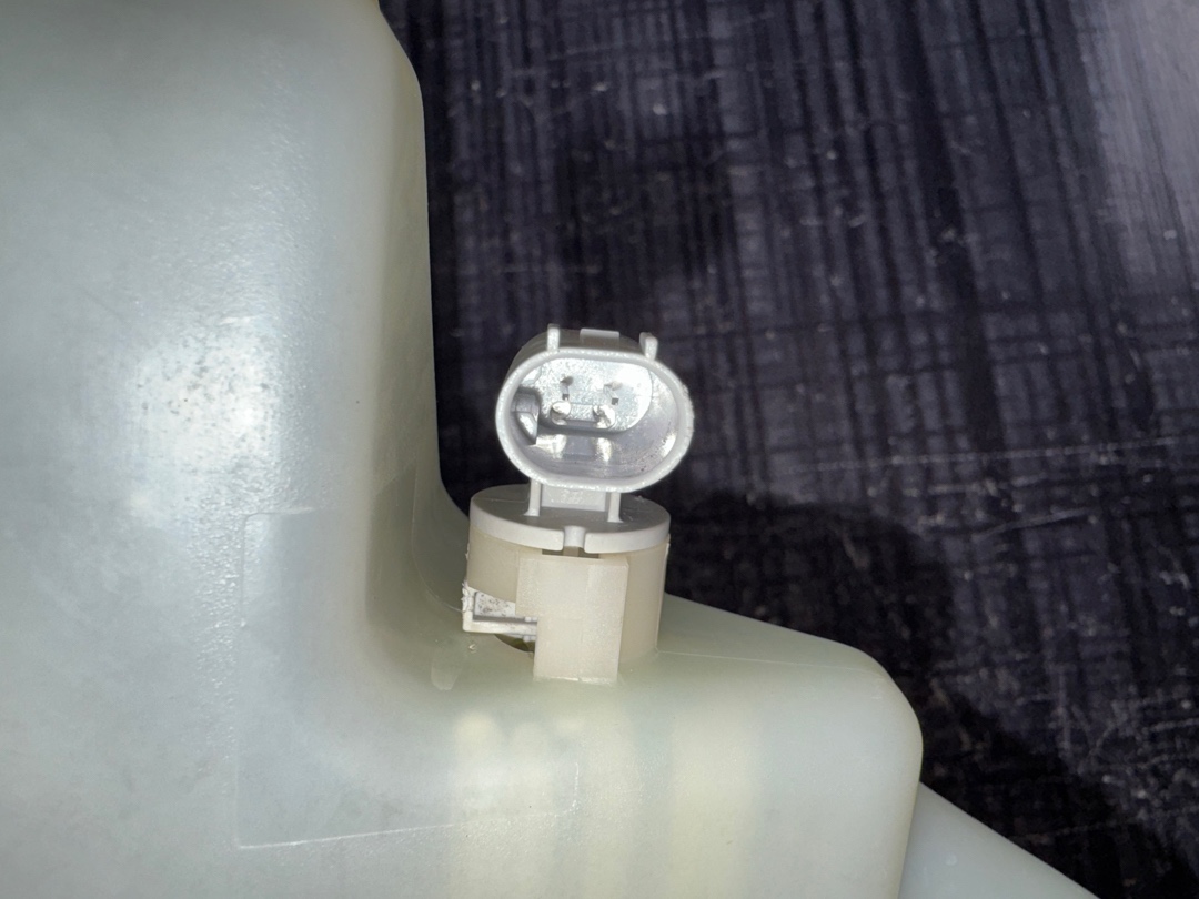 Бачок омывателя, 480 рублей, Красноярск