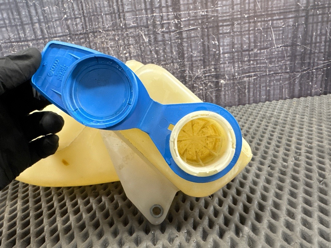 Бачок омывателя, 2110 рублей, Красноярск