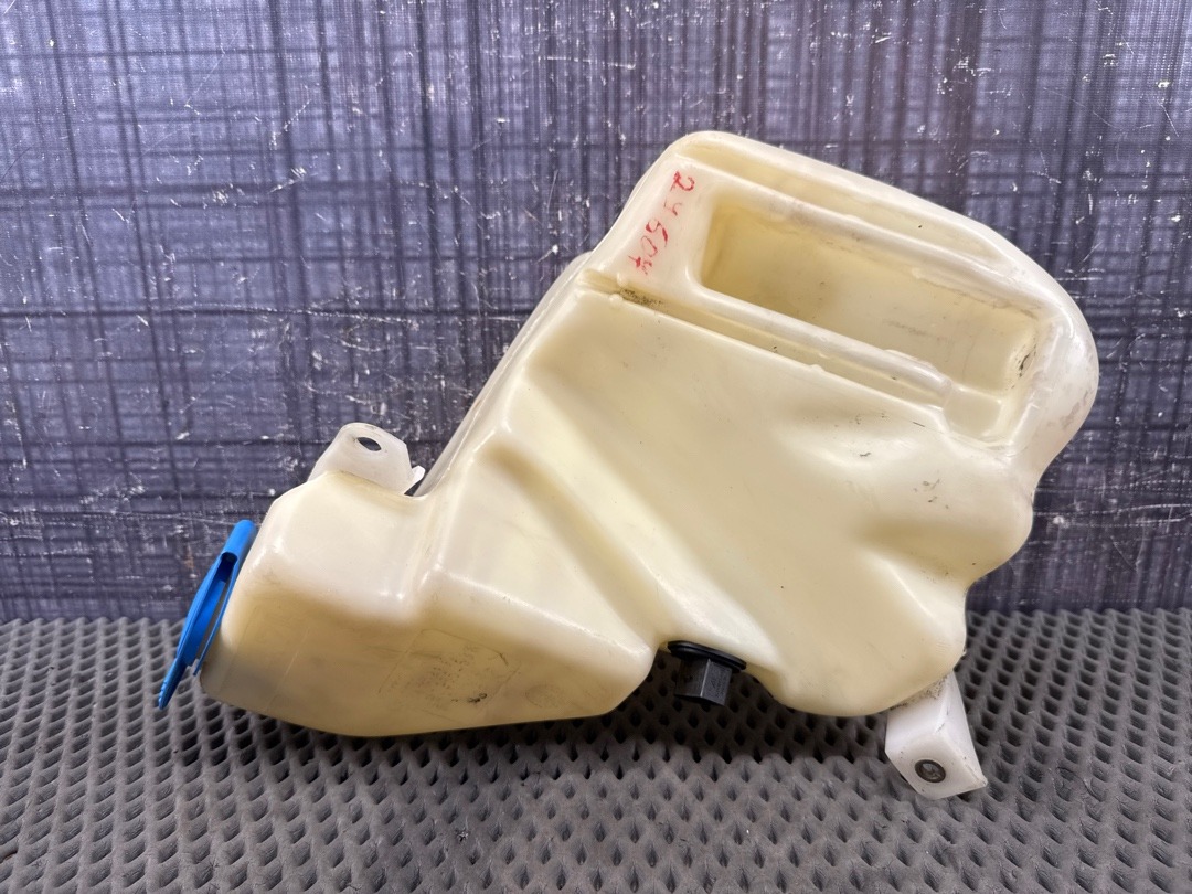 Бачок омывателя, 2110 рублей, Красноярск