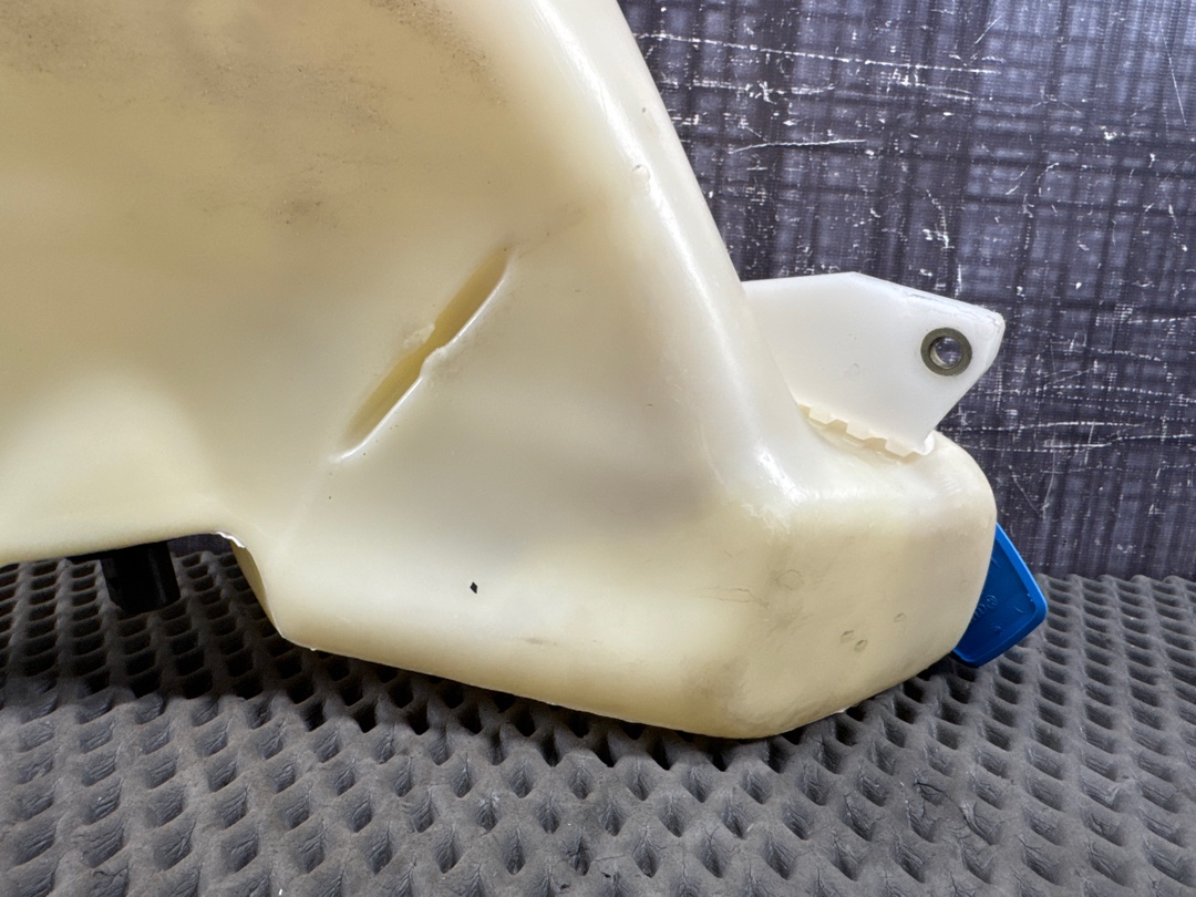 Бачок омывателя, 2110 рублей, Красноярск