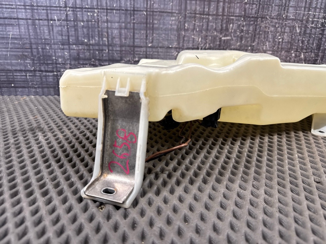 Бачок омывателя, 2500 рублей, Красноярск