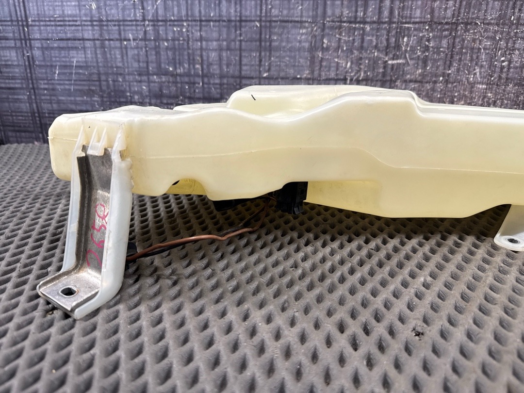 Бачок омывателя, 2500 рублей, Красноярск