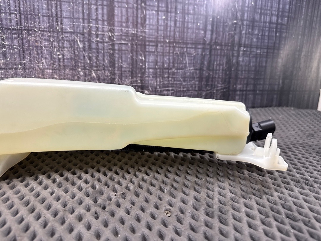 Бачок омывателя, 2500 рублей, Красноярск