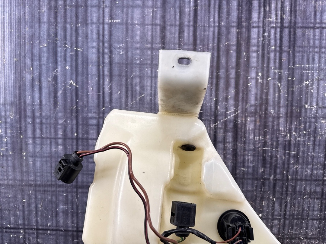 Бачок омывателя, 2500 рублей, Красноярск