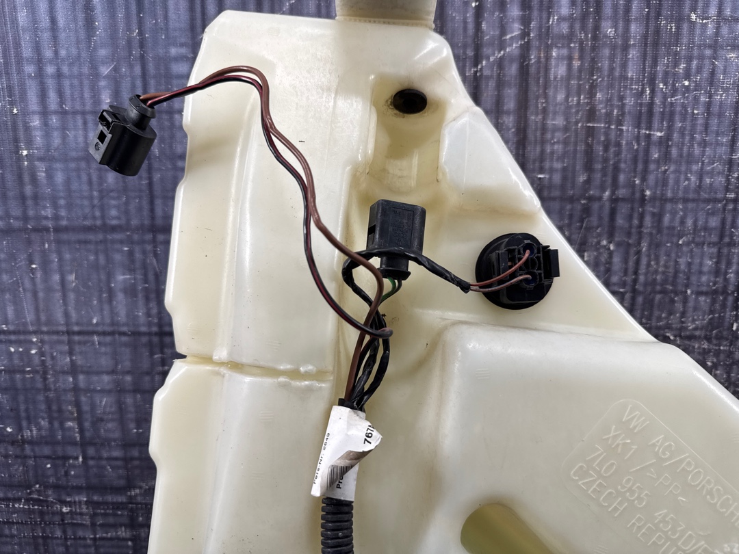 Бачок омывателя, 2500 рублей, Красноярск