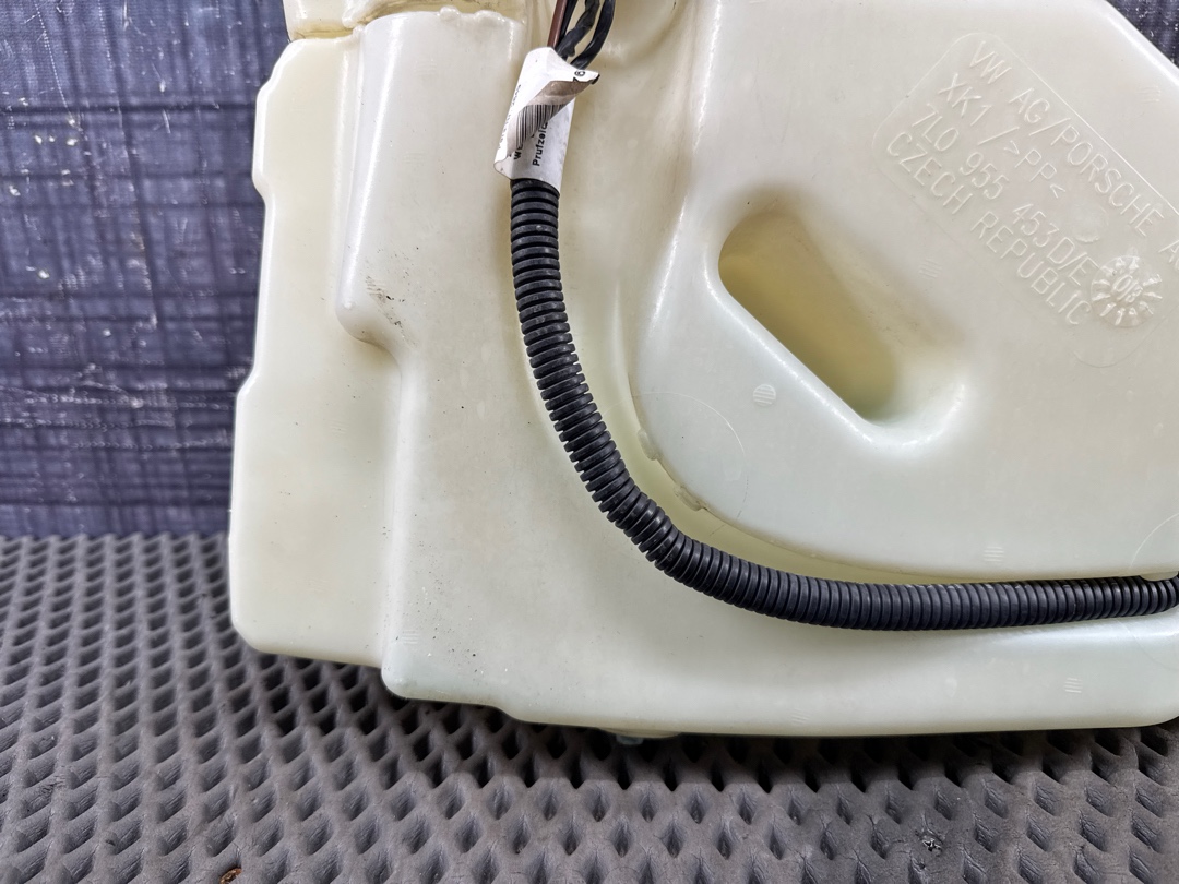 Бачок омывателя, 2500 рублей, Красноярск