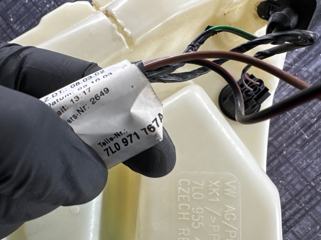 Бачок омывателя, 2500 рублей, Красноярск