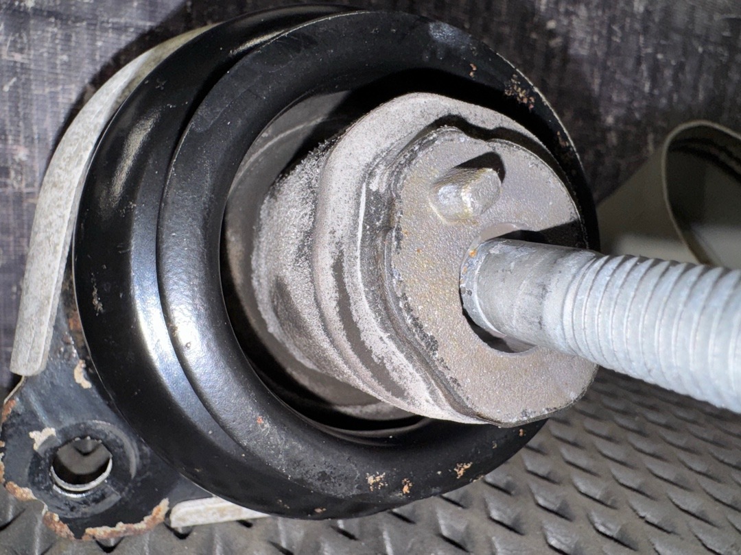 Подушка двигателя, 1500 рублей, Красноярск