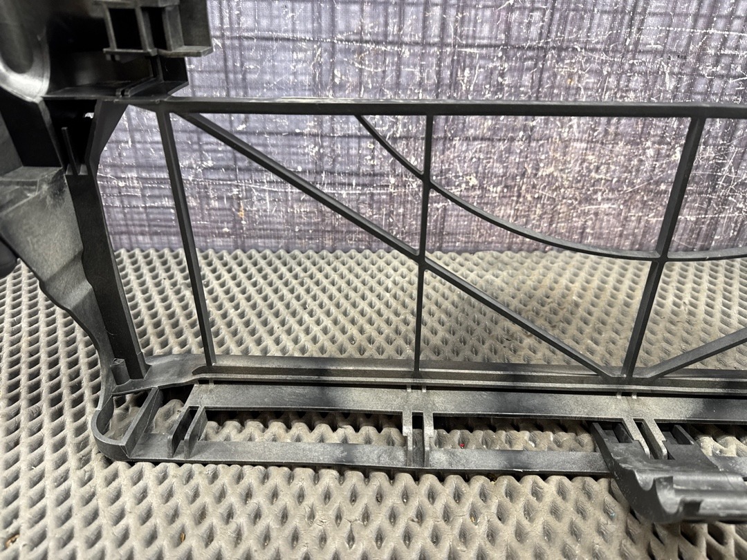 Рамка радиатора, 1518 рублей, Красноярск