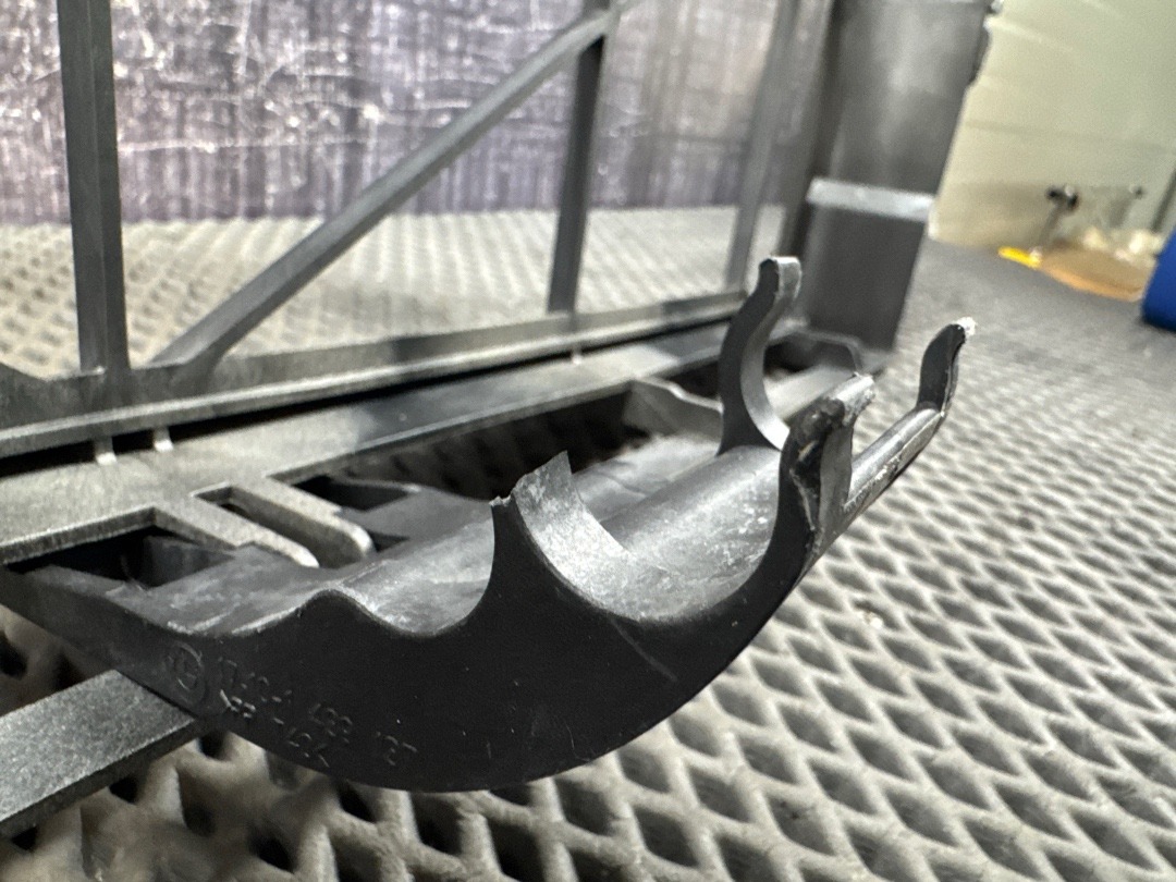 Рамка радиатора, 1518 рублей, Красноярск