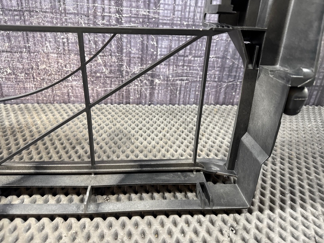 Рамка радиатора, 1518 рублей, Красноярск