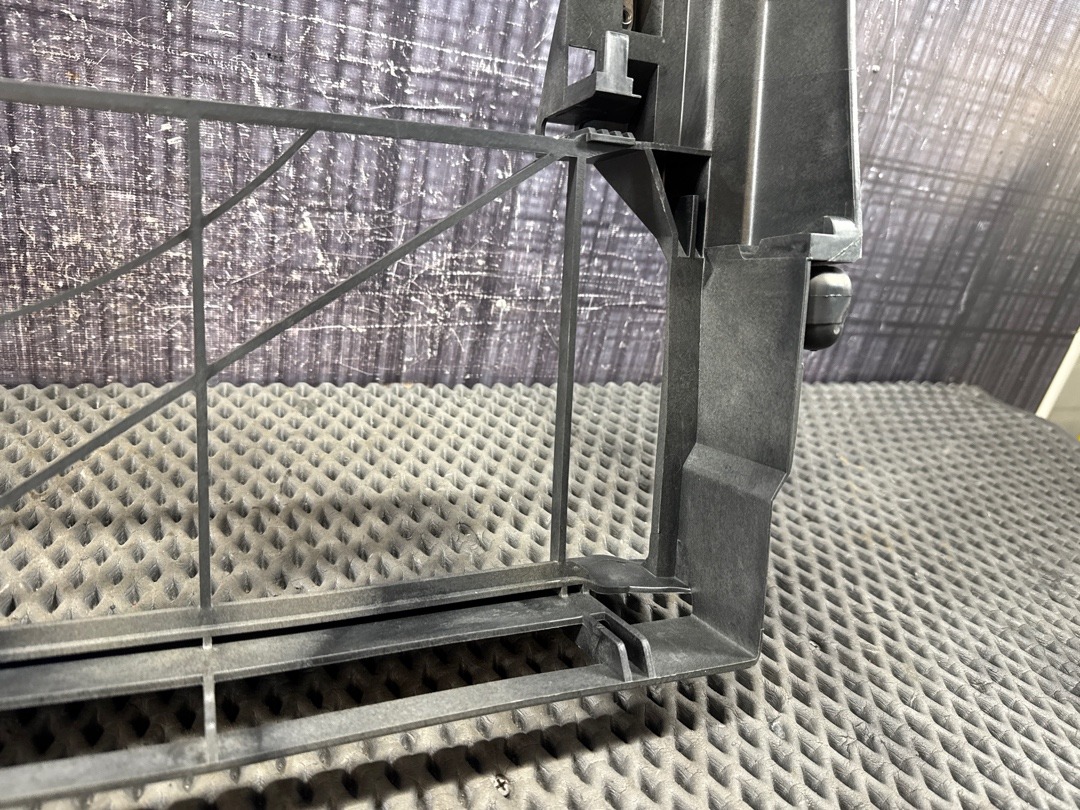 Рамка радиатора, 1518 рублей, Красноярск