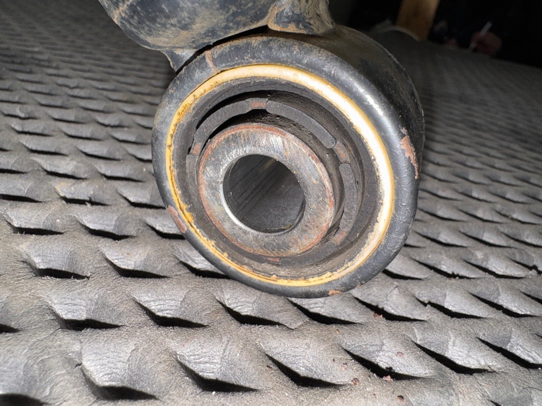 Амортизаторы, 7540 рублей, Красноярск