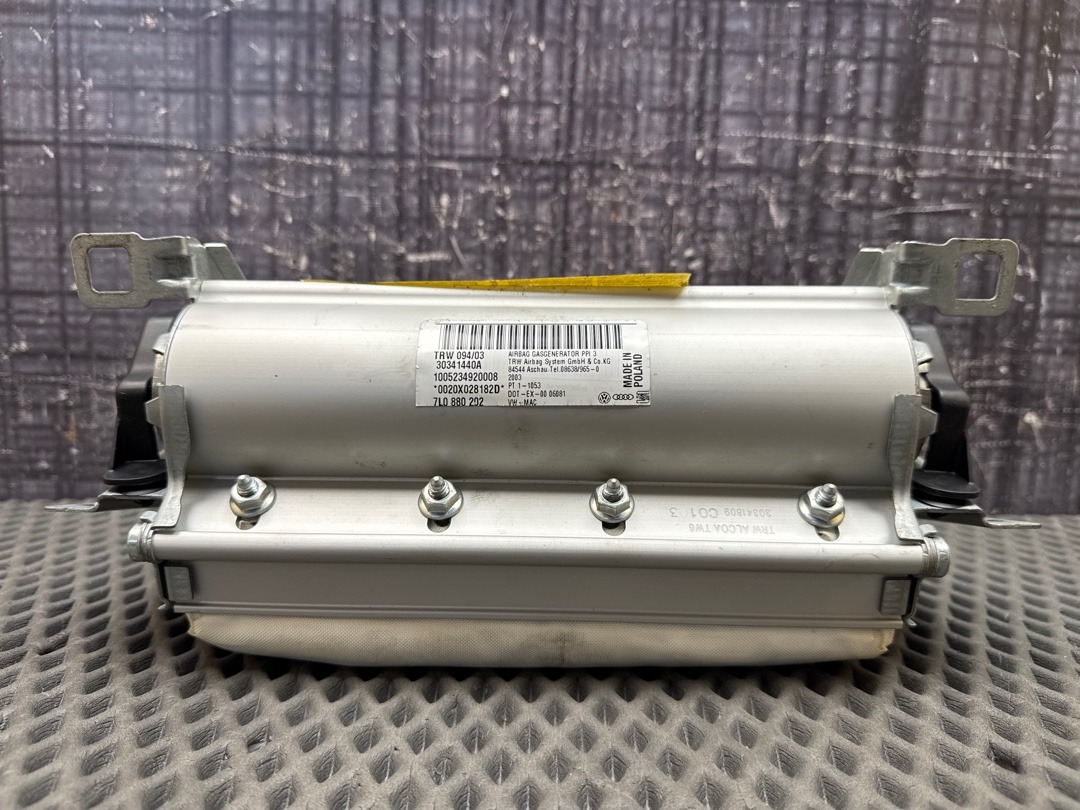 Подушка безопасности, 2500 рублей, Красноярск