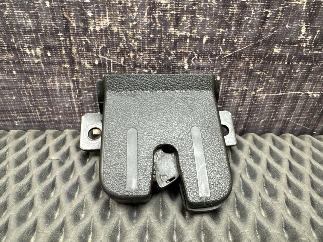 Замок багажника, 1000 рублей, Красноярск