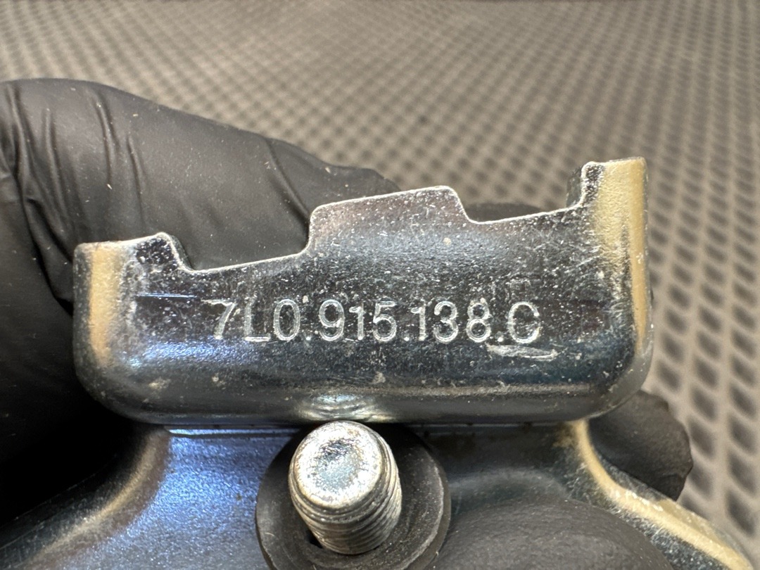 Крепление аккумулятора, 300 рублей, Красноярск