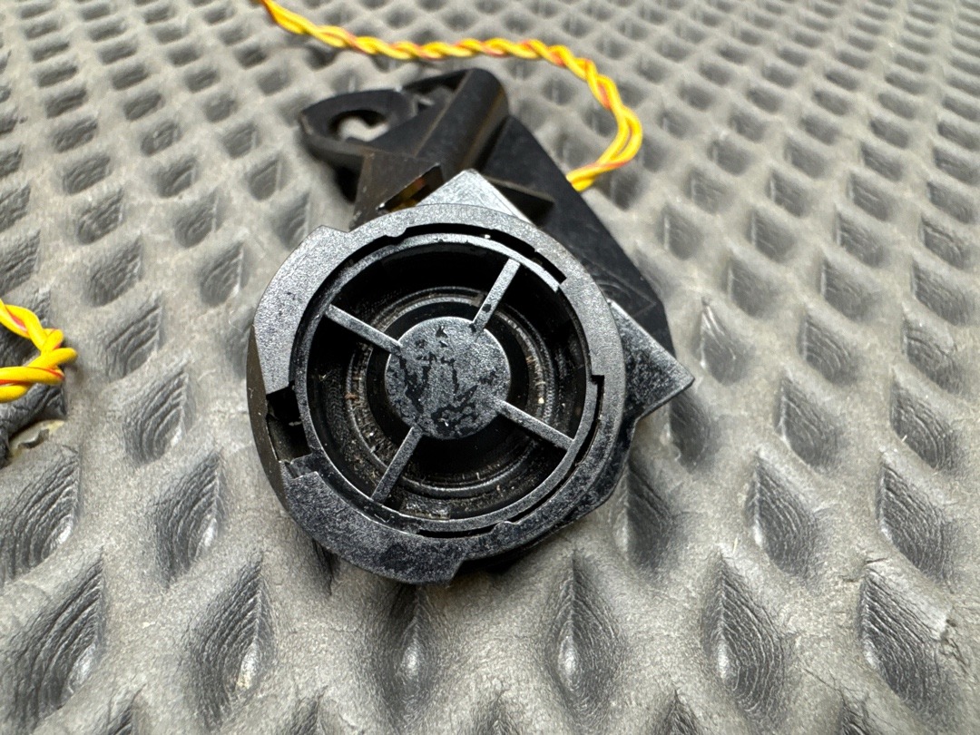 Динамик, 210 рублей, Красноярск