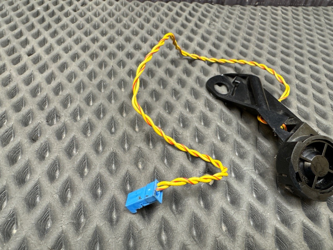 Динамик, 210 рублей, Красноярск