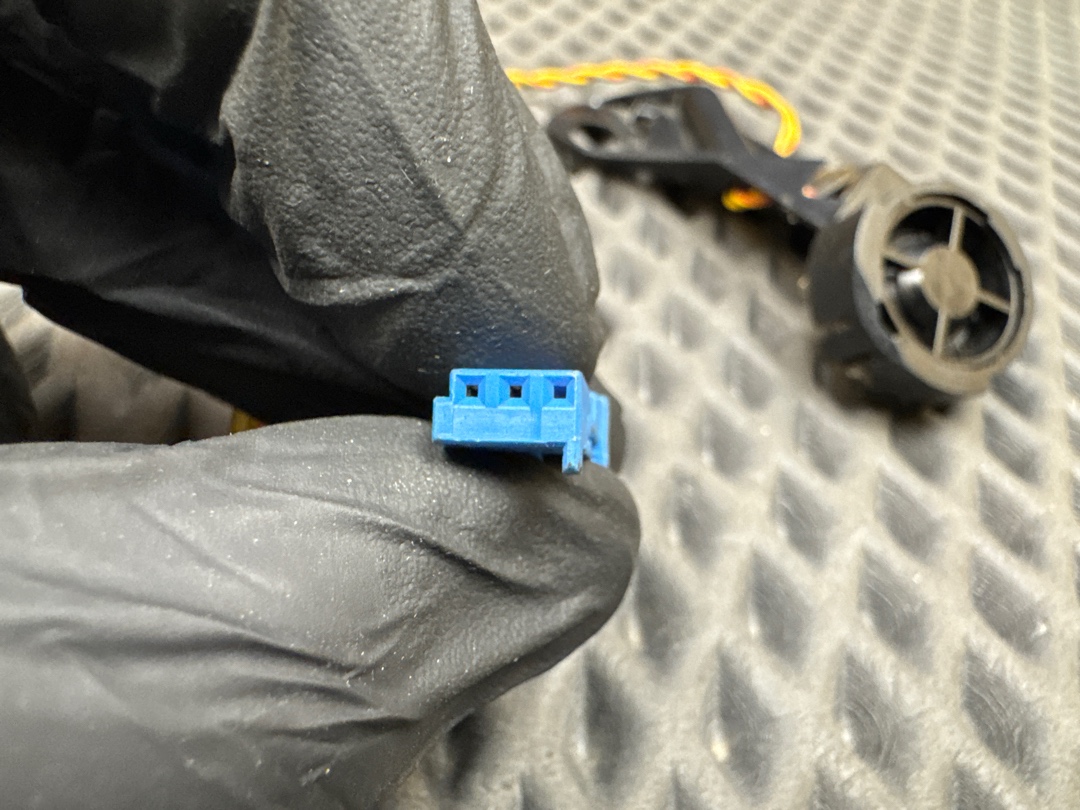 Динамик, 210 рублей, Красноярск