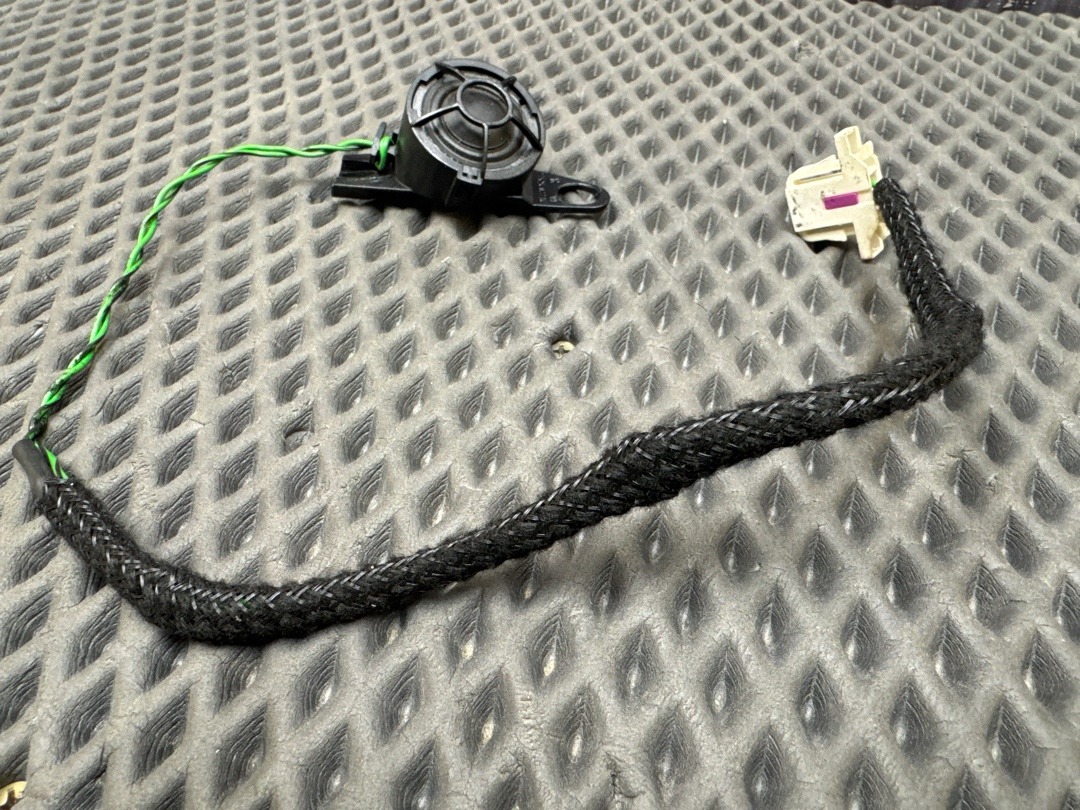 Динамик, 210 рублей, Красноярск