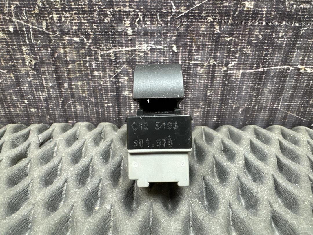 Кнопка стеклоподъемника, 250 рублей, Красноярск