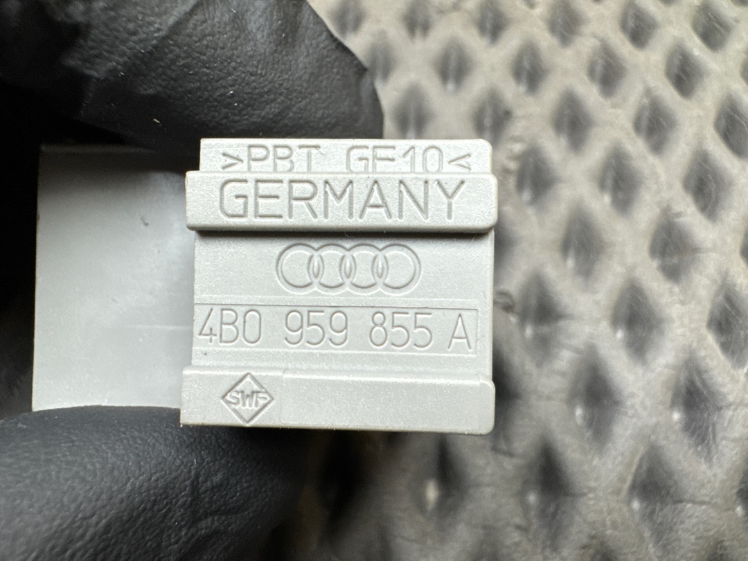 Кнопка стеклоподъемника, 250 рублей, Красноярск