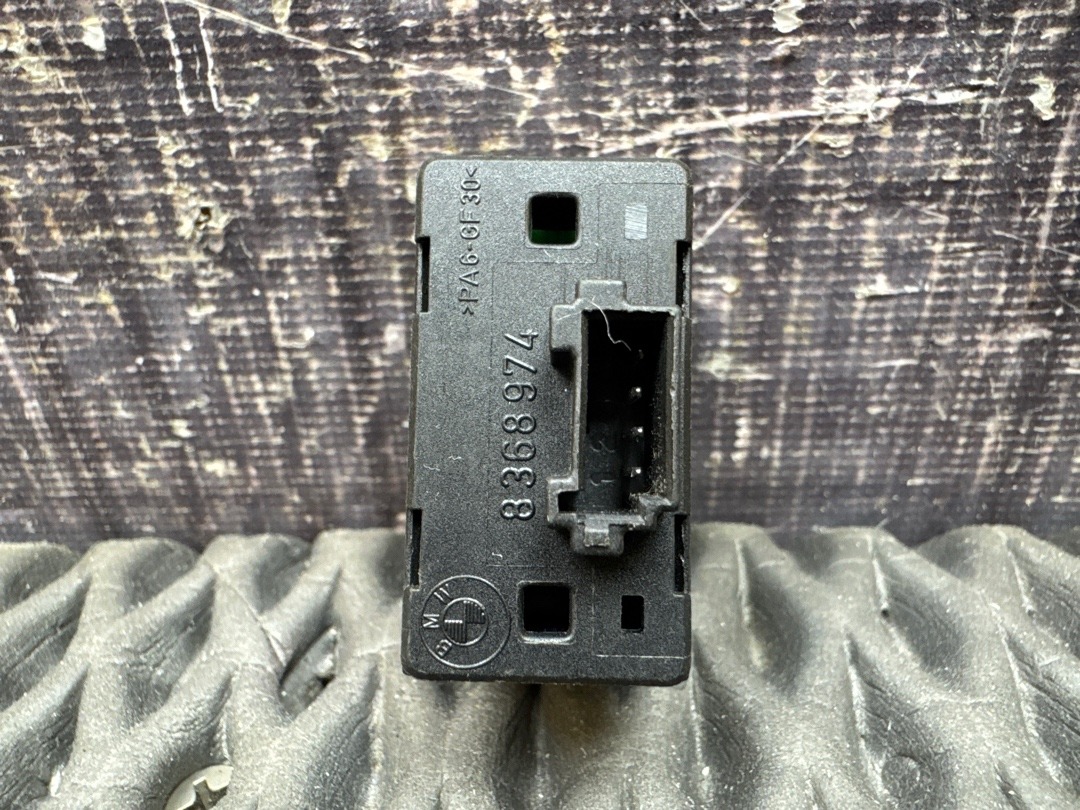 Кнопка стеклоподъемника, 210 рублей, Красноярск