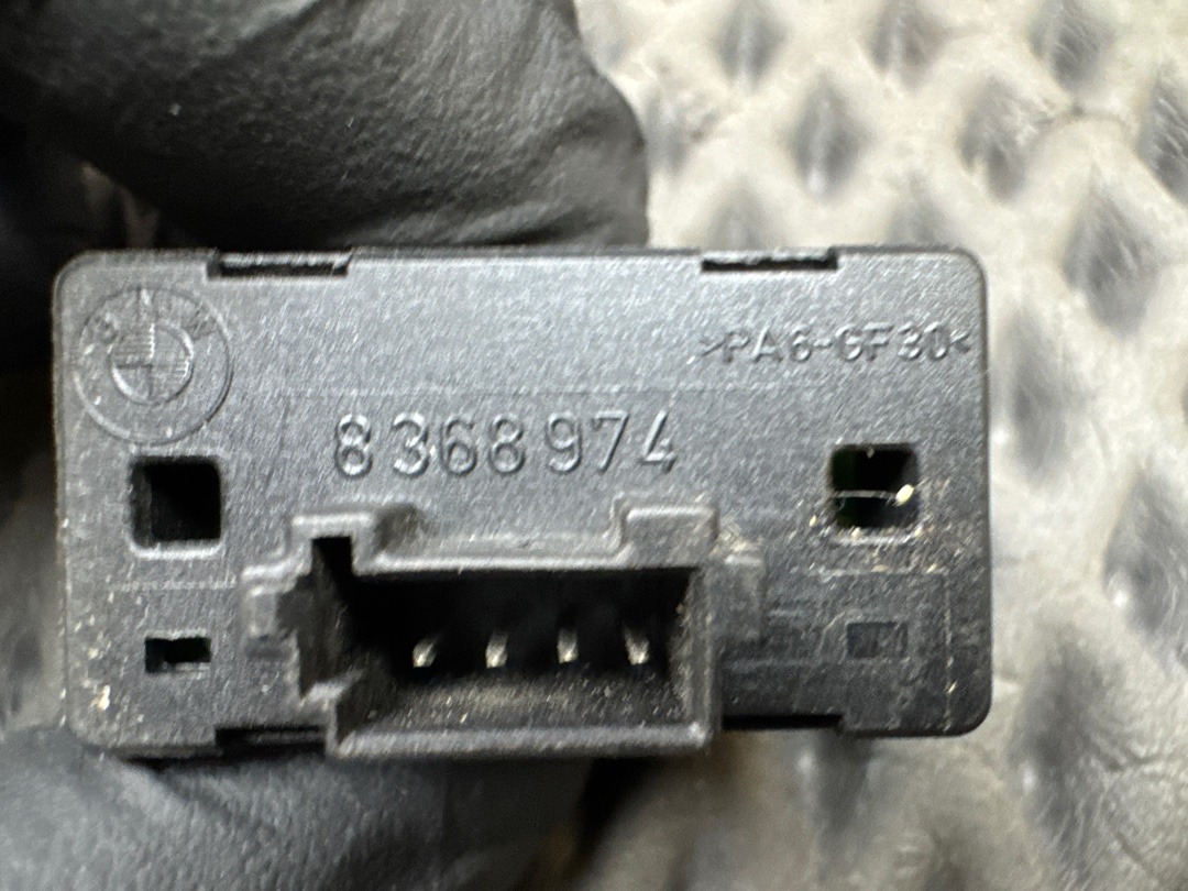 Кнопка стеклоподъемника, 210 рублей, Красноярск