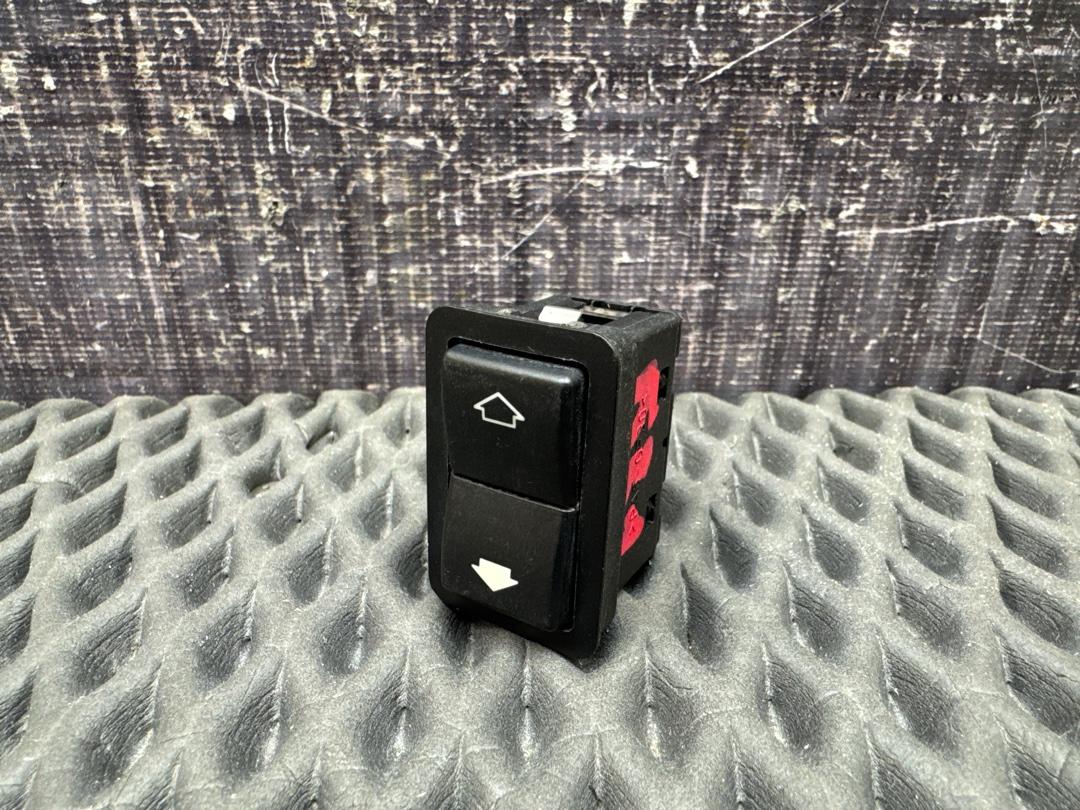 Кнопка стеклоподъемника, 210 рублей, Красноярск